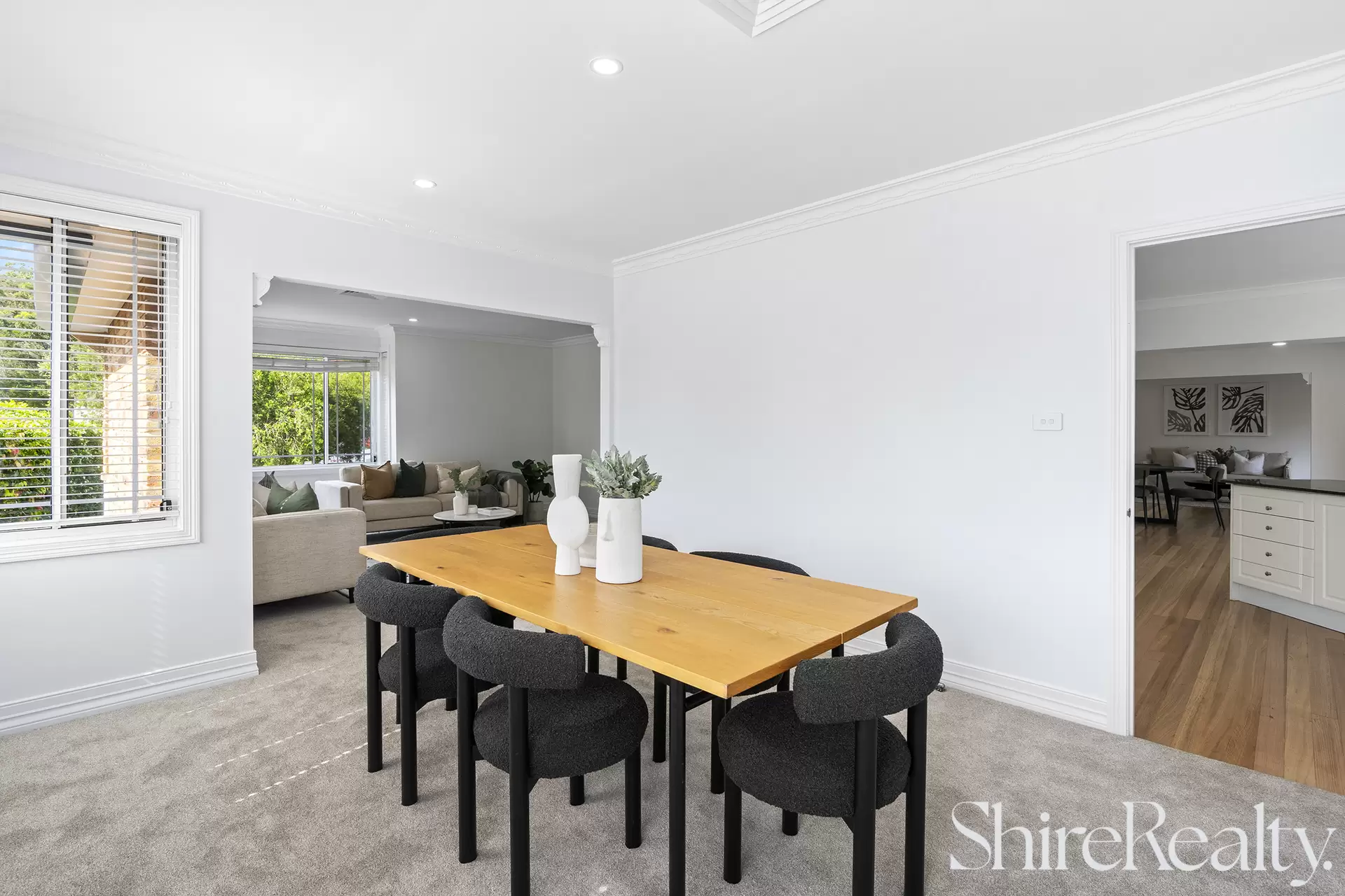 6 Crinan Court, Castle Hill Auction by Shire Realty - image 9