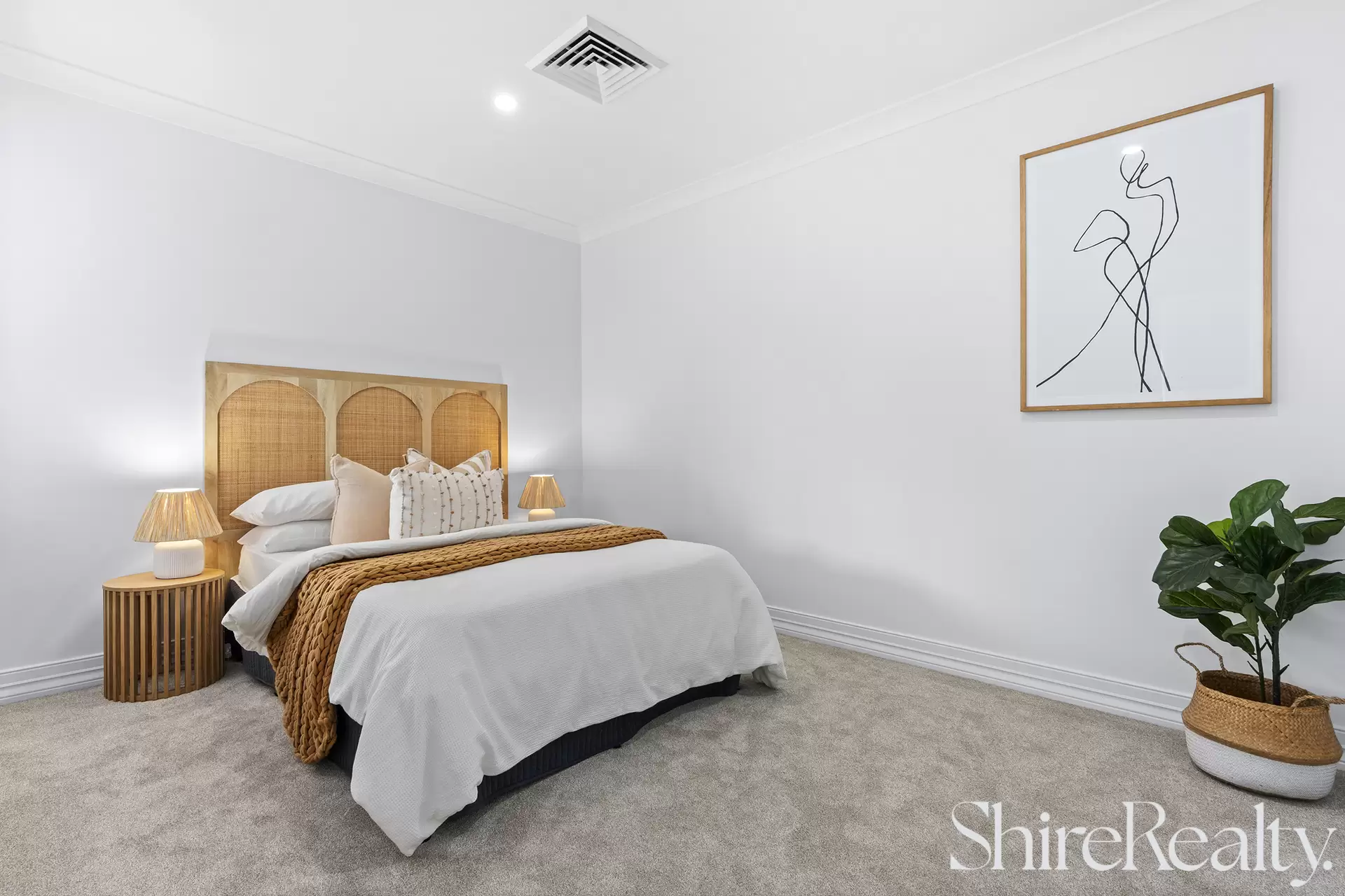 6 Crinan Court, Castle Hill Auction by Shire Realty - image 16