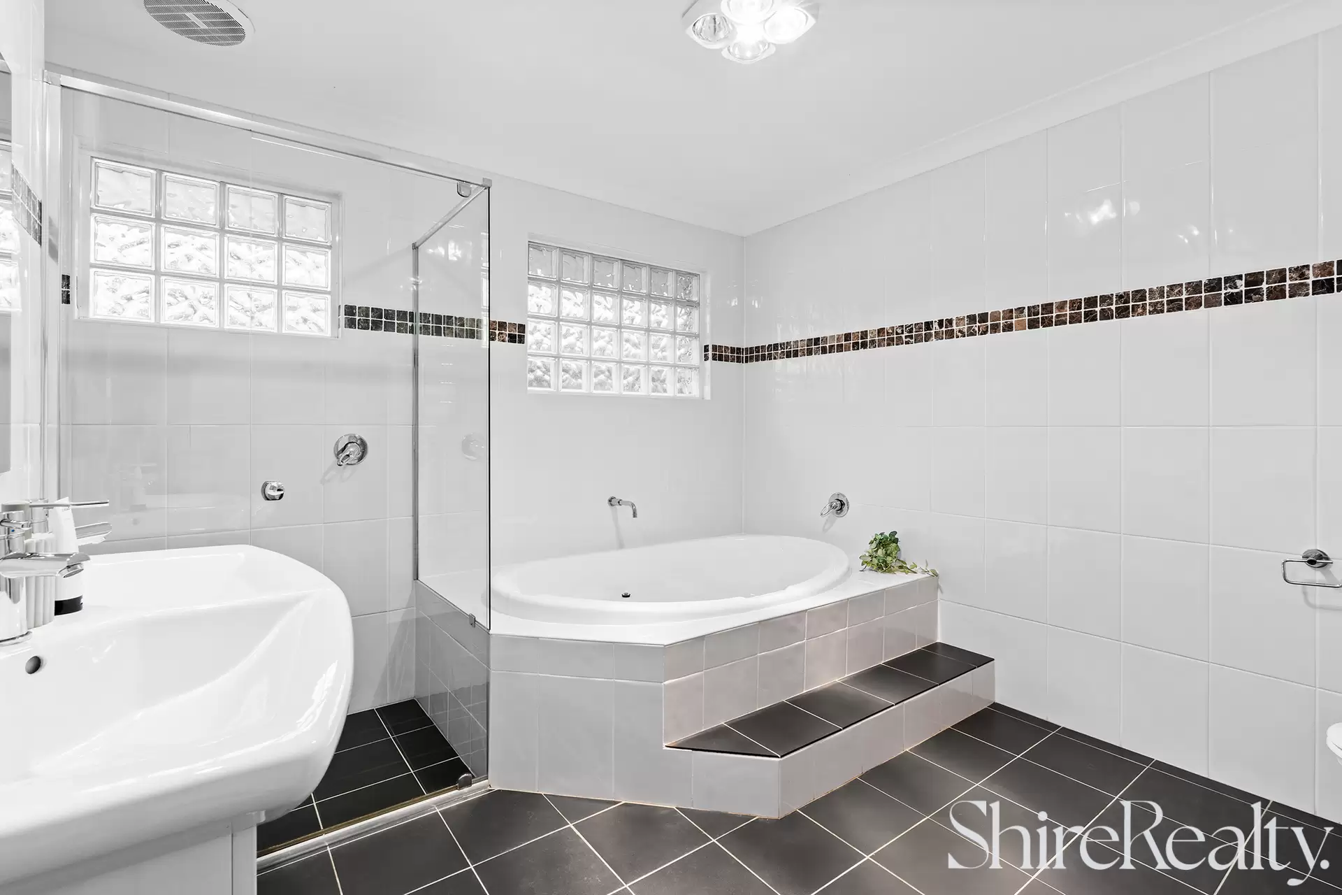 7 Ulundri Drive, Castle Hill Auction by Shire Realty - image 11