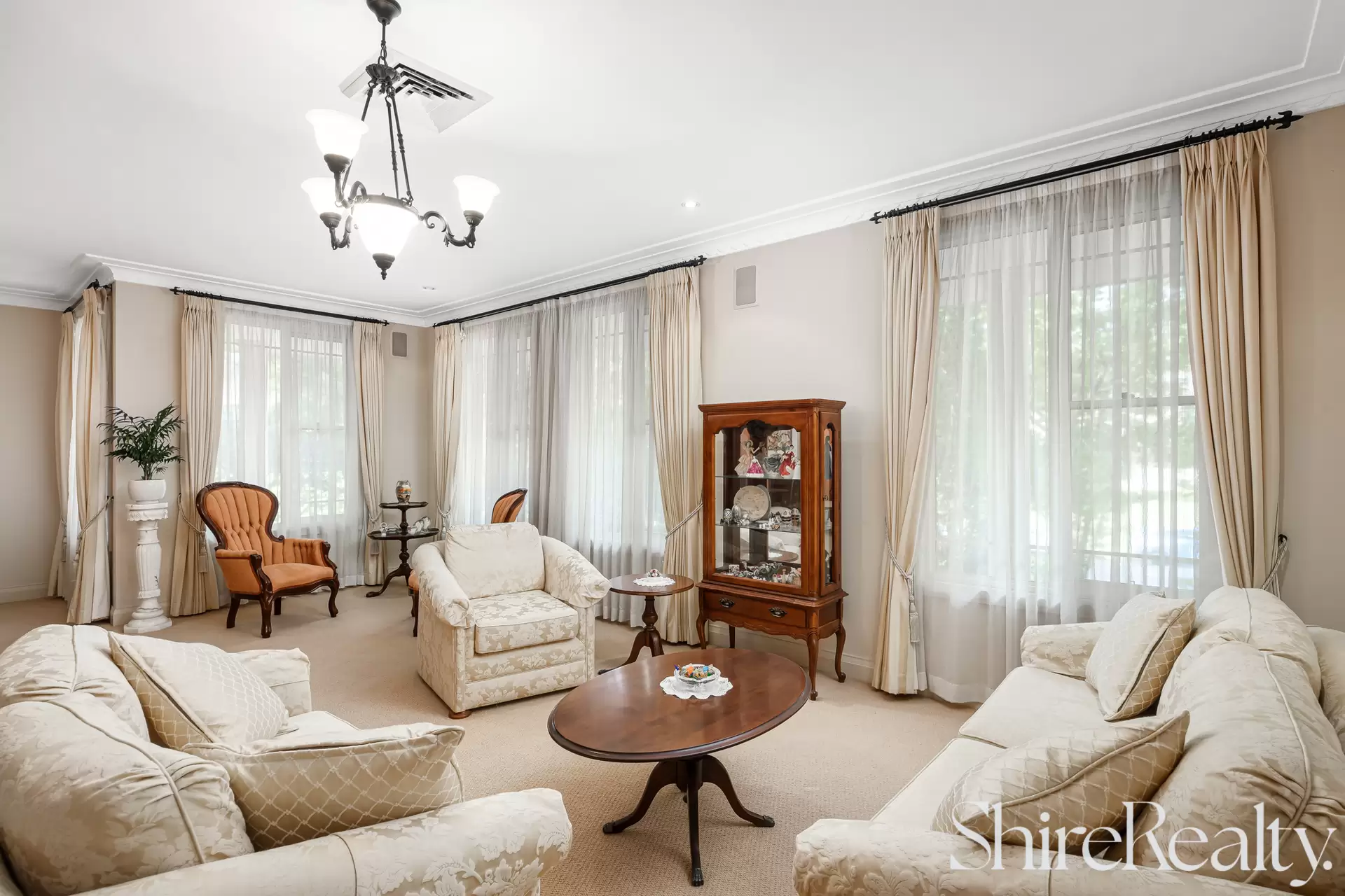 7 First Farm Drive, Castle Hill Auction by Shire Realty - image 2