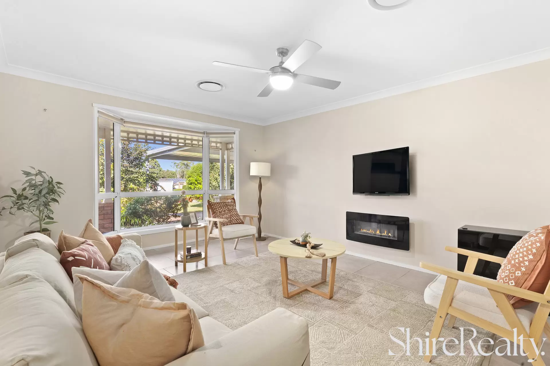 9 Ancilia Close, Quakers Hill Auction by Shire Realty - image 2
