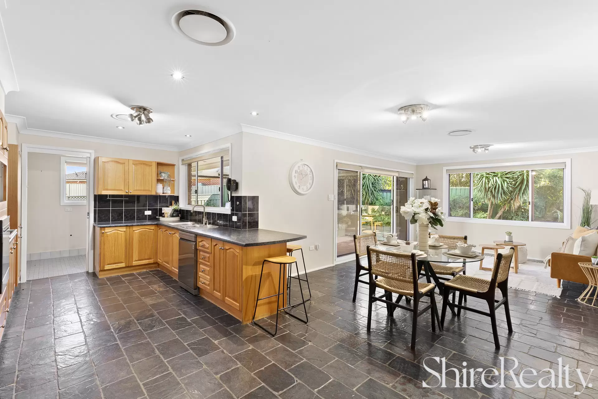 9 Ancilia Close, Quakers Hill Auction by Shire Realty - image 4
