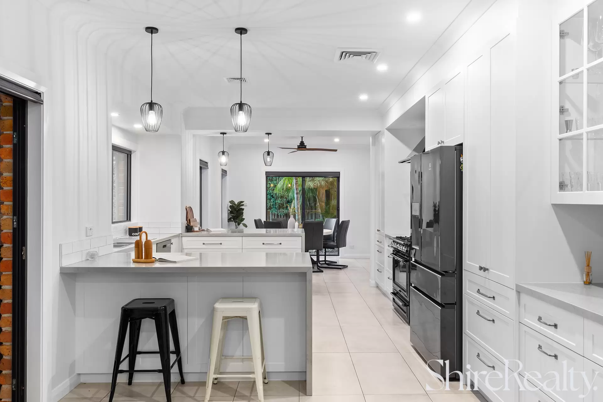 14 Rochester Grove, Castle Hill Auction by Shire Realty - image 8