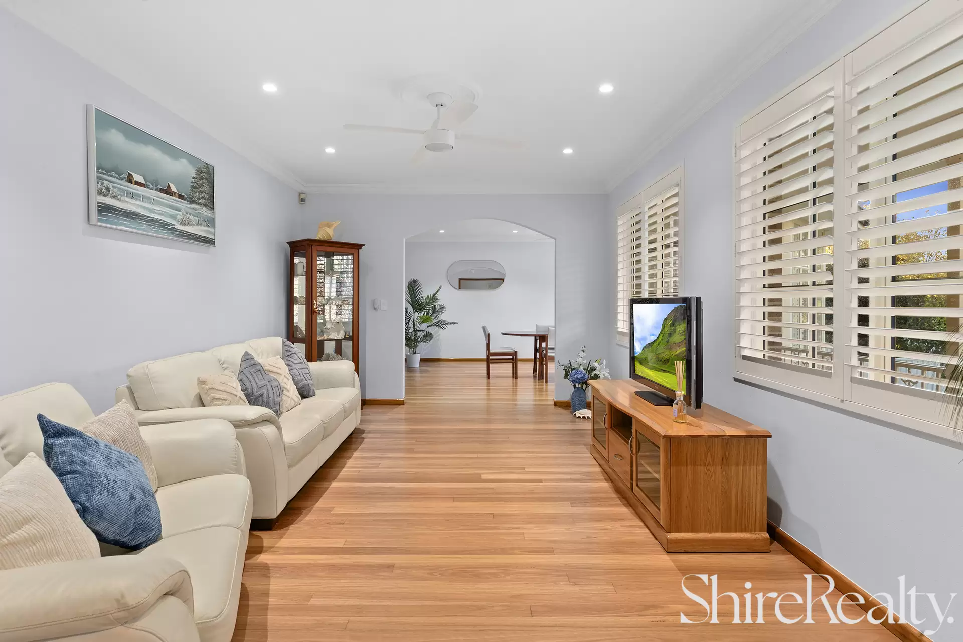 4 Carolyn Close, Castle Hill Auction by Shire Realty - image 7