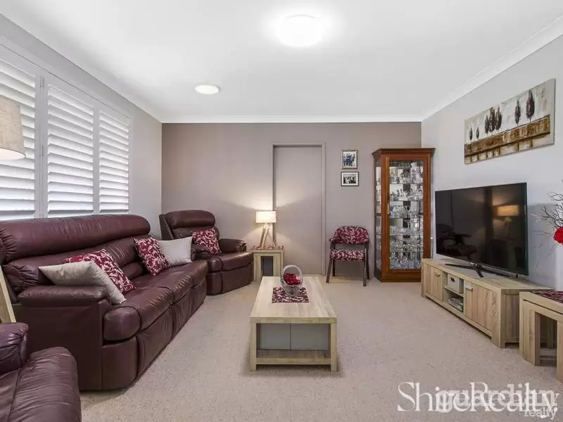 25 Einstein Street, Winston Hills Sold by Shire Realty - image 2