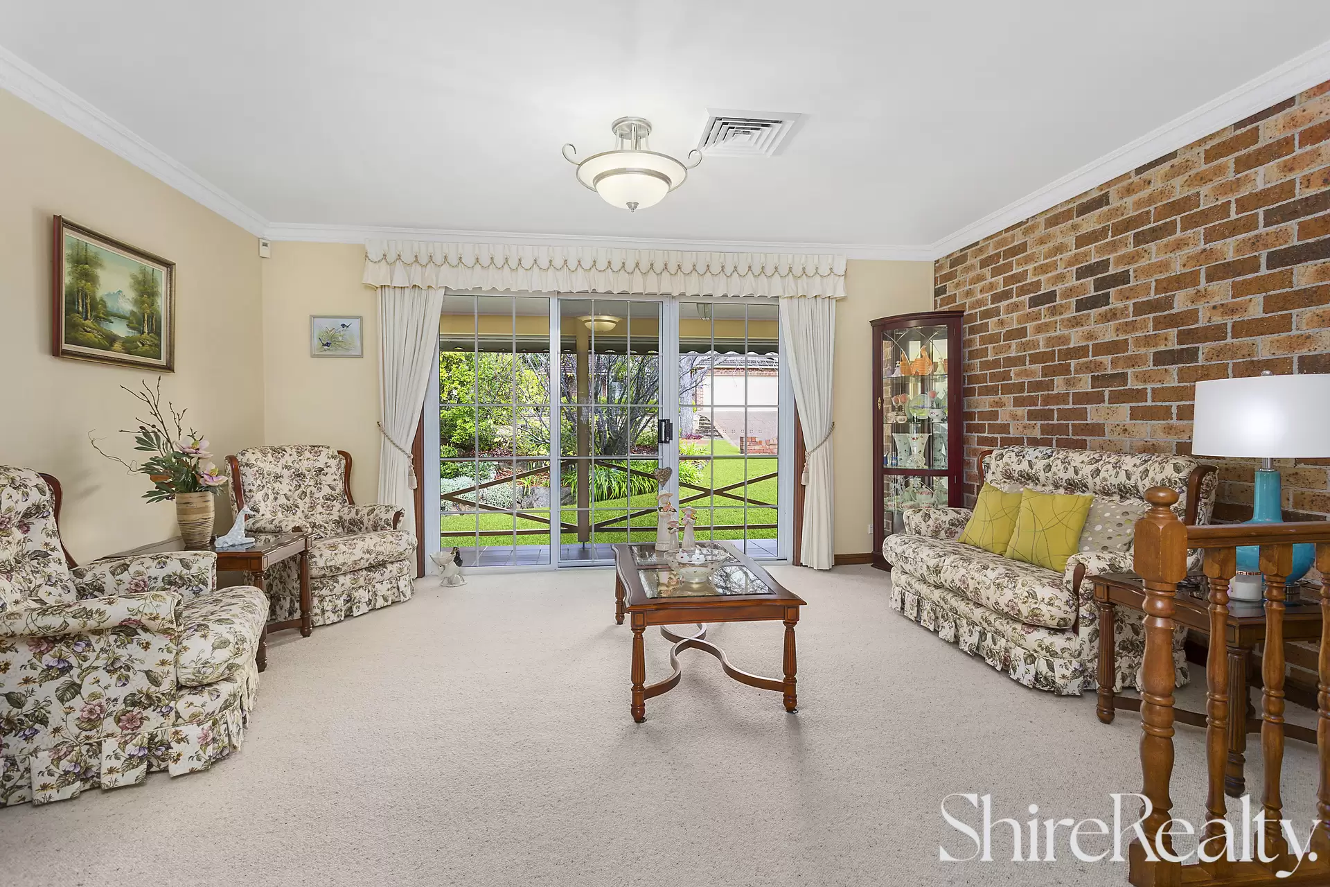 7 Jordana Place, Castle Hill Sold by Shire Realty - image 2