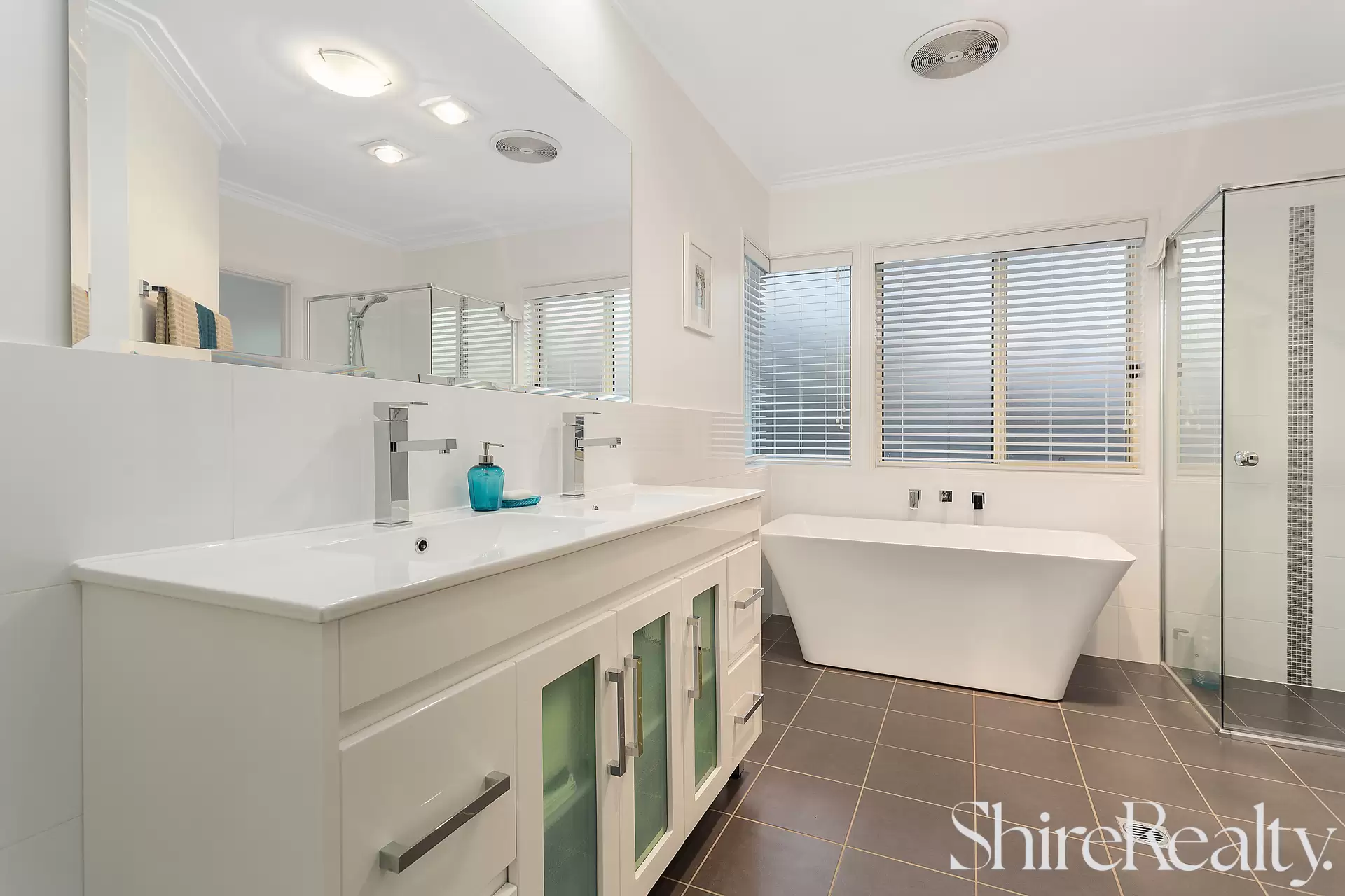 22 Shelly Crescent, Beaumont Hills Sold by Shire Realty - image 5