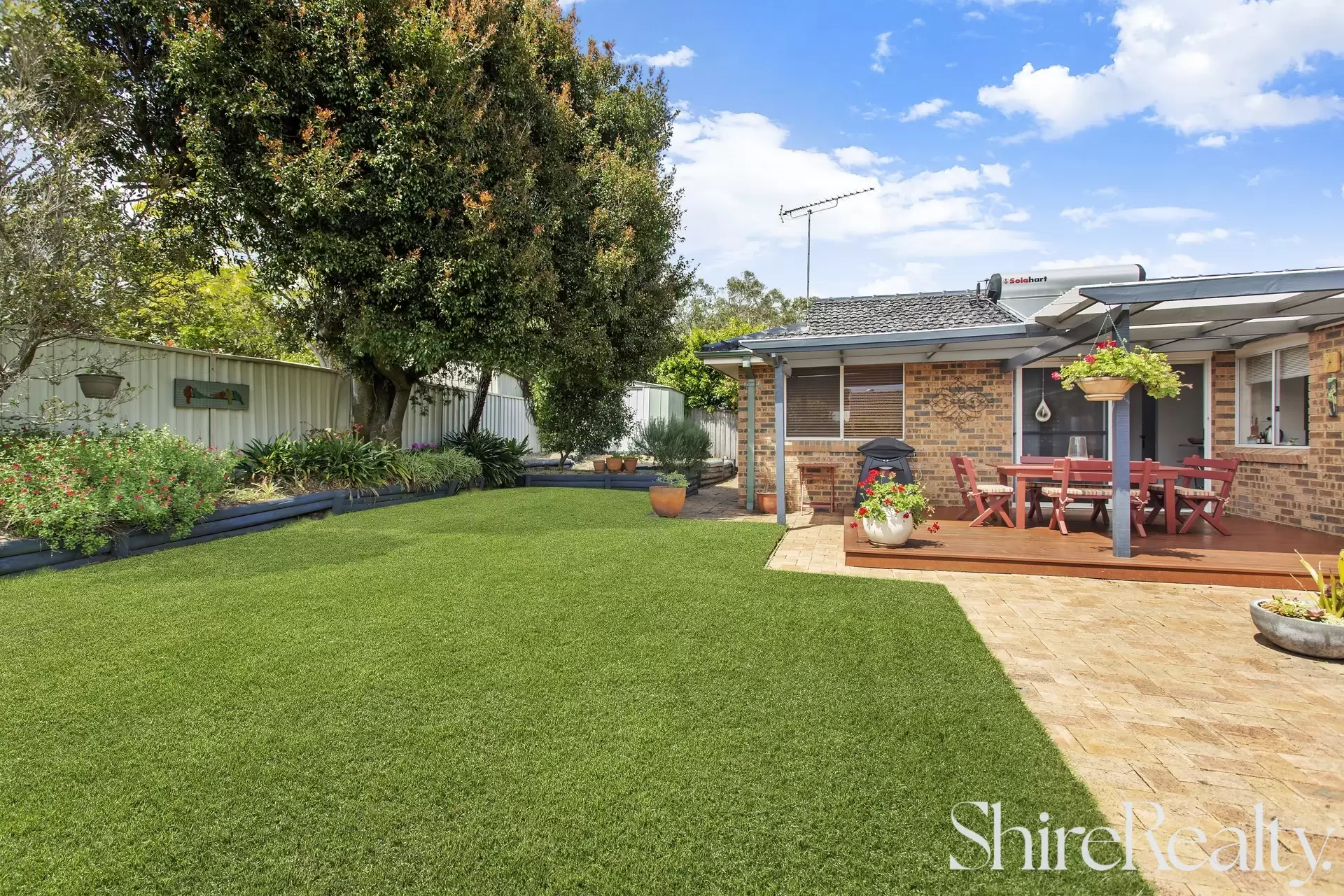 5 Courtyard Place, Castle Hill Sold by Shire Realty - image 2