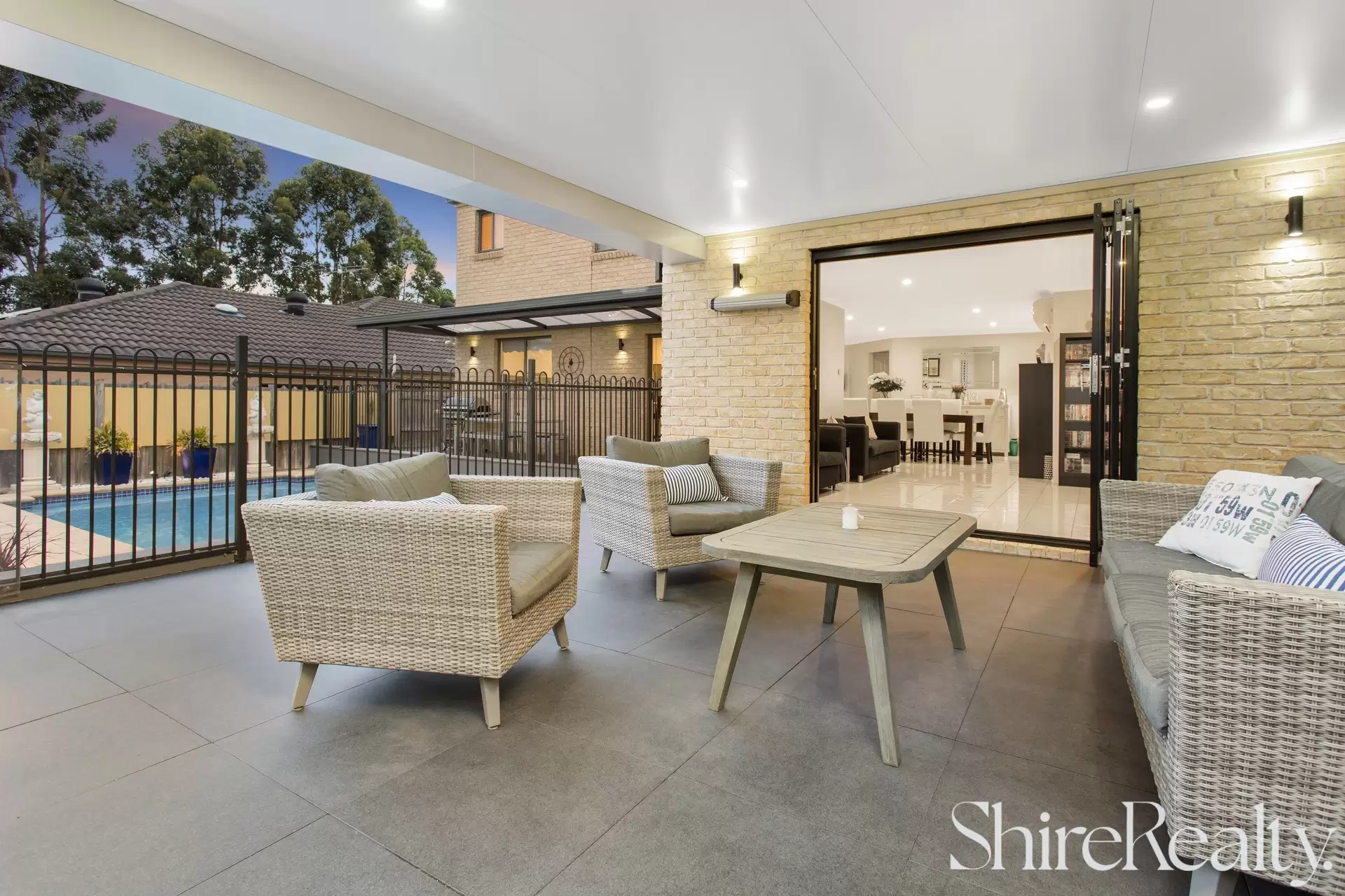 15 Stanford Circuit, Rouse Hill Sold by Shire Realty - image 2