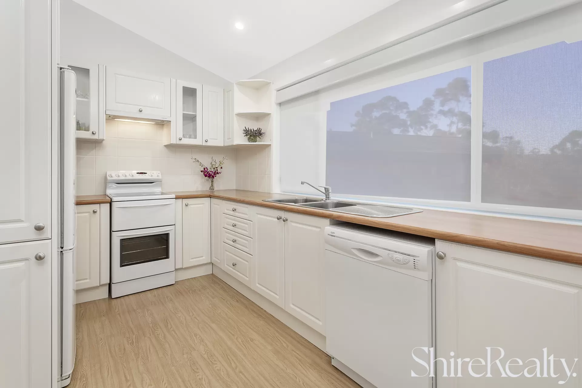 54 Larra Crescent, North Rocks Sold by Shire Realty - image 2