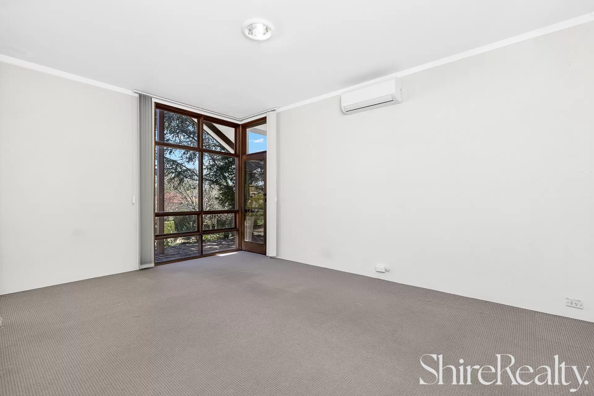 9-10 Brecon Court, Castle Hill Sold by Shire Realty - image 12