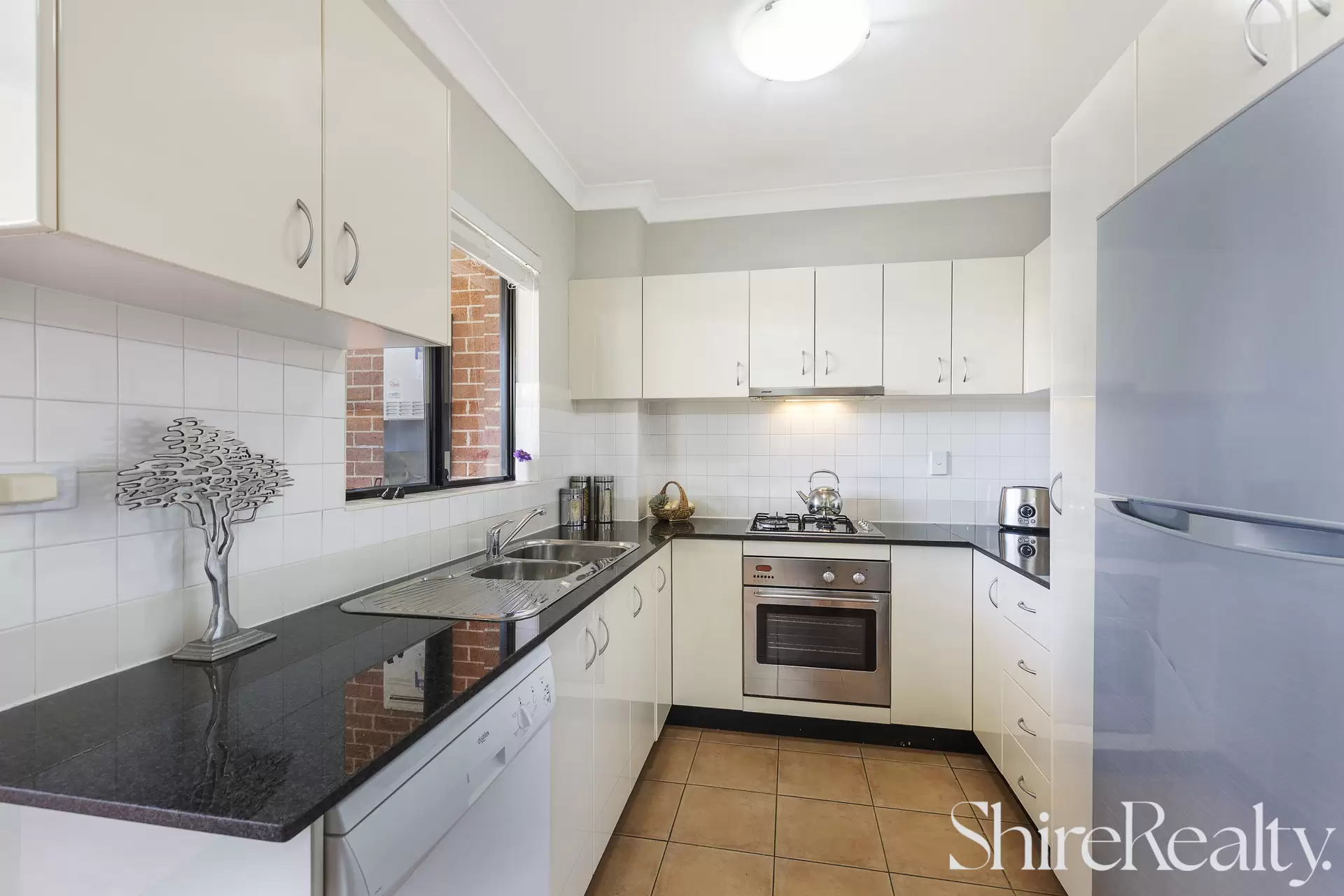 13/32-38 Dobson Crescent, Baulkham Hills Sold by Shire Realty - image 3