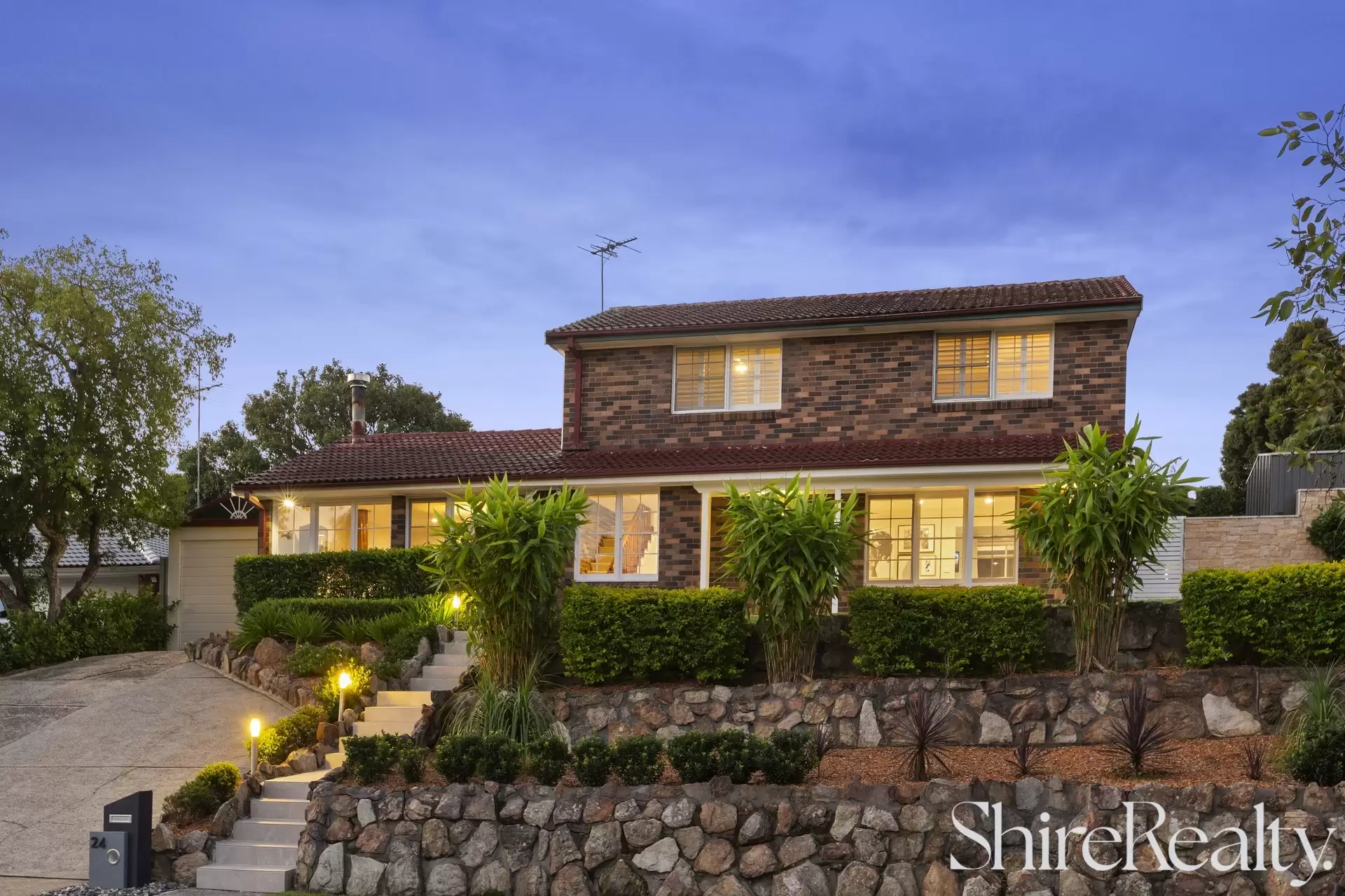 24 Sanders Crescent, Kings Langley Sold by Shire Realty - image 1