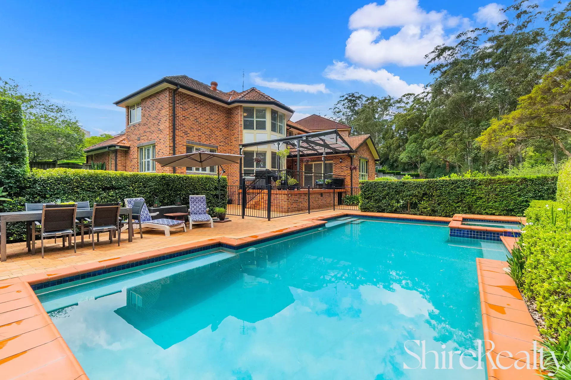 20 Huntingdale Circle, Castle Hill Sold by Shire Realty - image 2