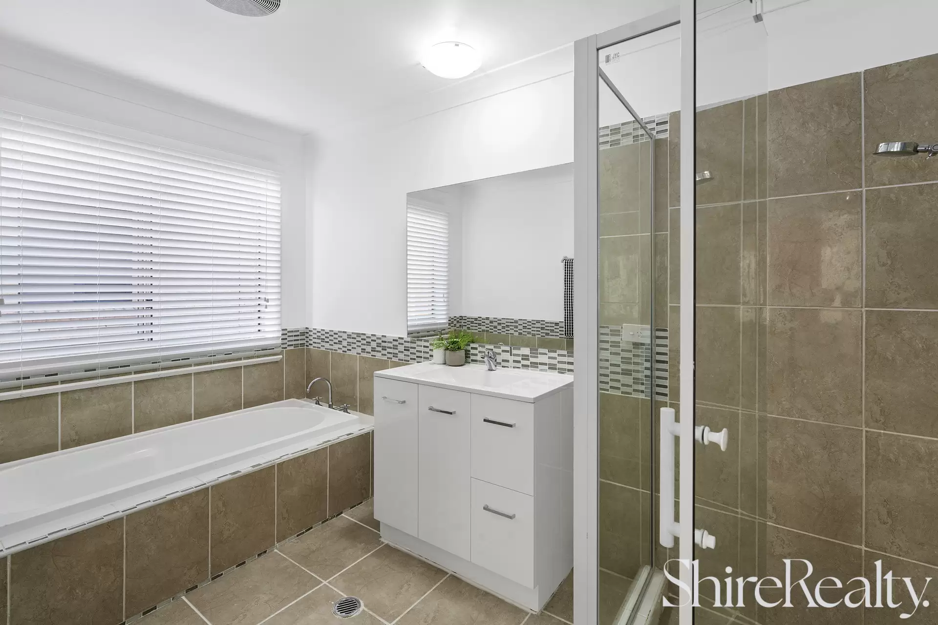 35 Minerva Crescent, Beaumont Hills Sold by Shire Realty - image 8