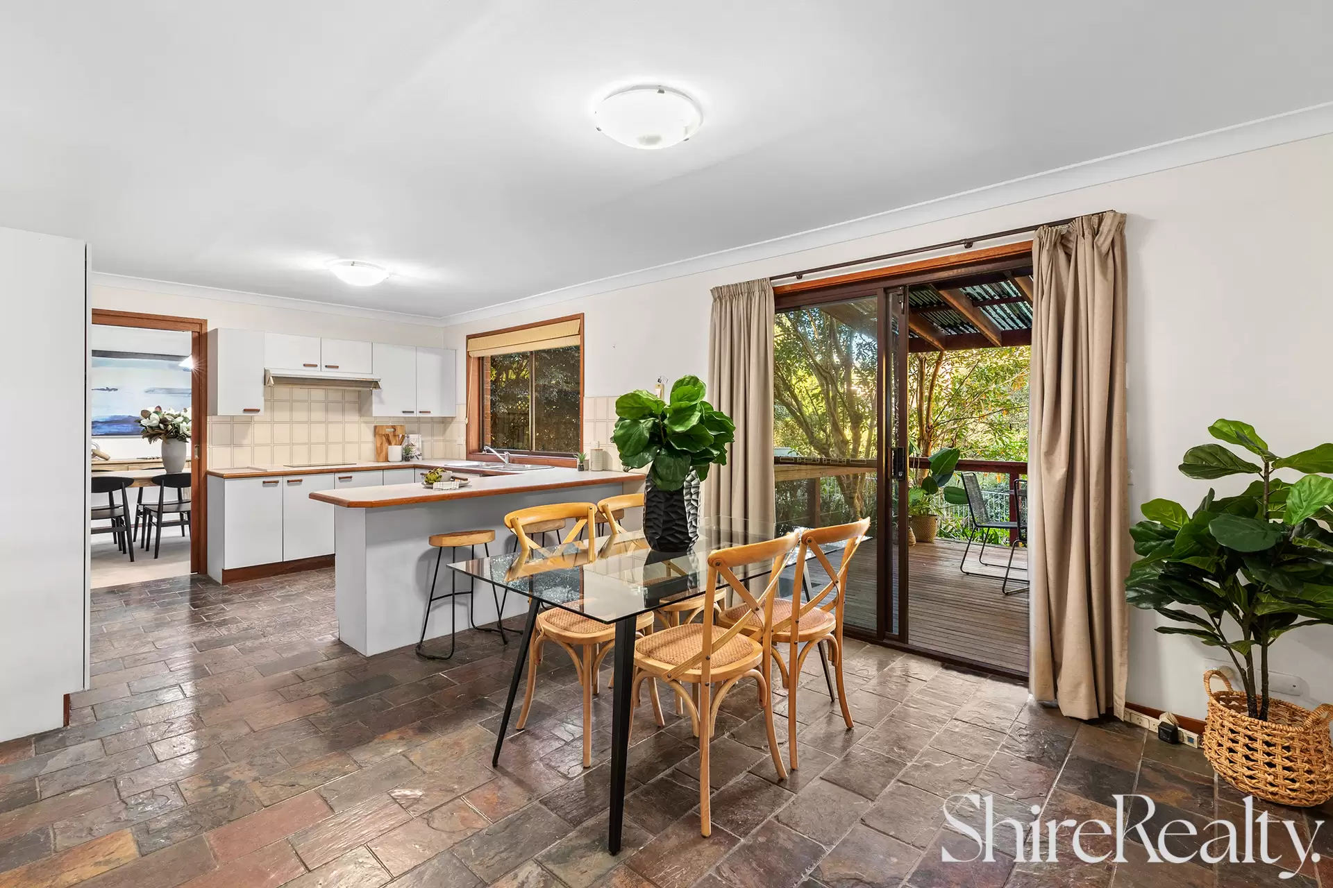 4 Murrumba Place, Castle Hill Sold by Shire Realty - image 3