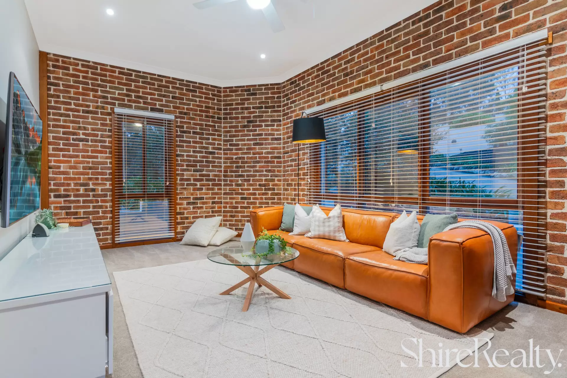 11 Parkcrest Place, Kenthurst Sold by Shire Realty - image 5