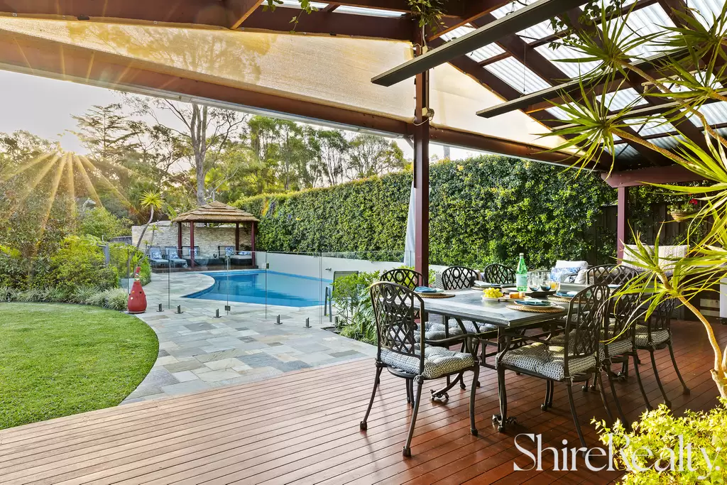 7 Knightsbridge Place, Castle Hill Sold by Shire Realty