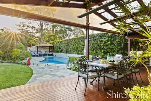 7 Knightsbridge Place, Castle Hill Sold by Shire Realty